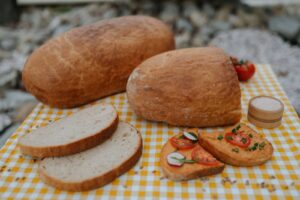 Ako sa pečie zemiakový kváskový chlieb