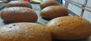 Ako sa pečie celozrnný chlieb